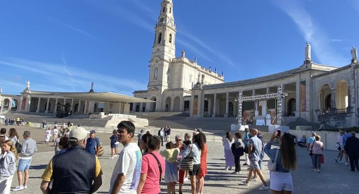 Reitor do Santuário de Fátima exorta peregrinos a rezarem pelo Papa